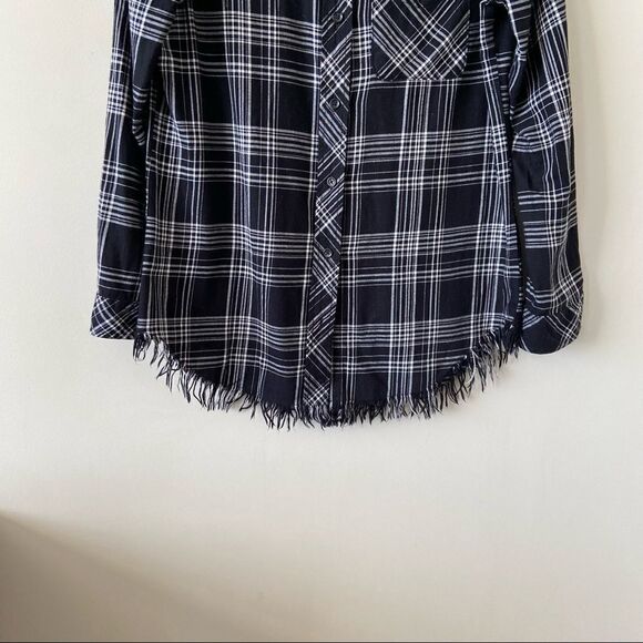 BEACH Lunch Lounge -Plaid Fringe Button Down (Small) - Picture 5 of 6